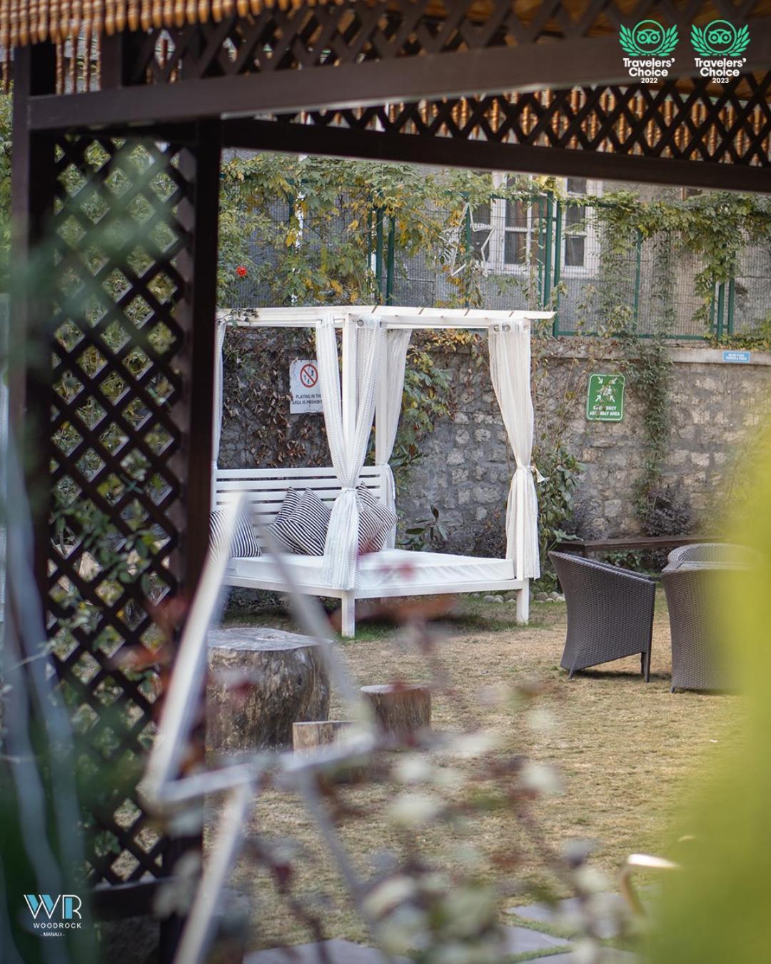 Woodrock Luxury Boutique Hotel Manāli Екстериор снимка