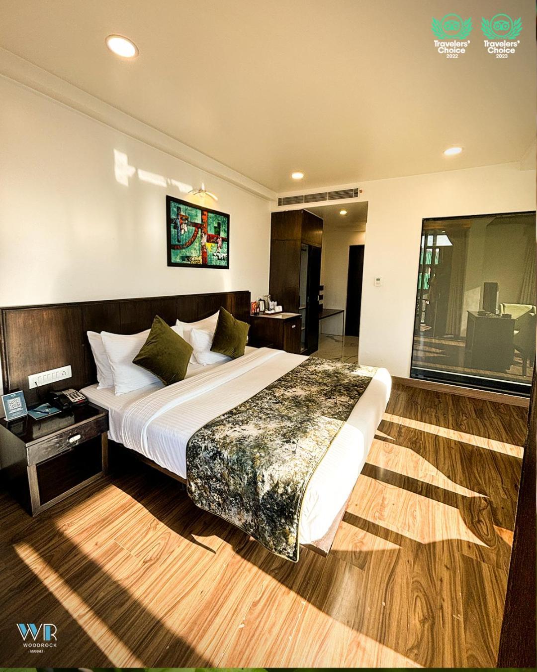 Woodrock Luxury Boutique Hotel Manāli Екстериор снимка