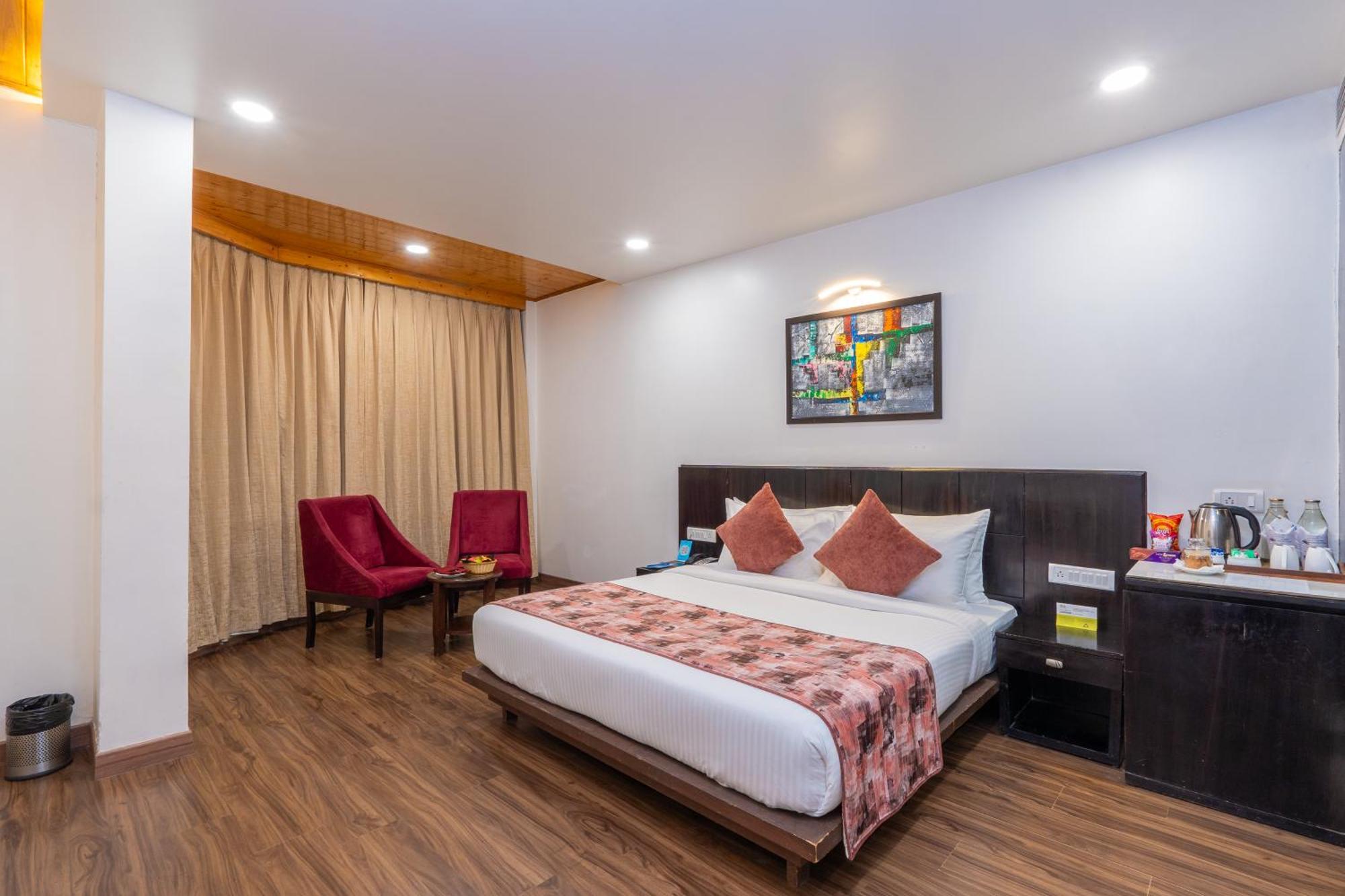 Woodrock Luxury Boutique Hotel Manāli Екстериор снимка