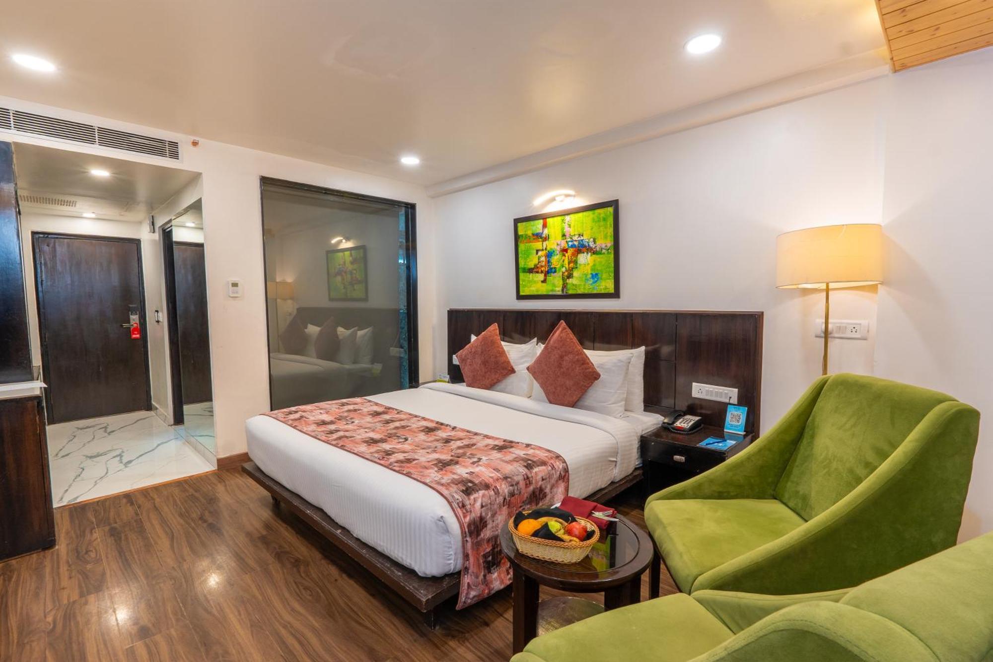 Woodrock Luxury Boutique Hotel Manāli Екстериор снимка